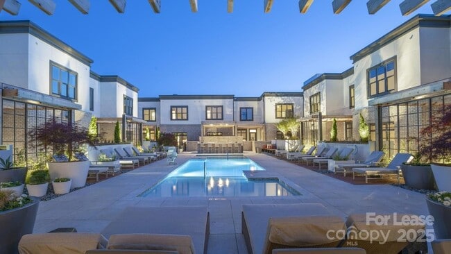 Building Photo - 4401 Barclay Downs Dr Unit AG3