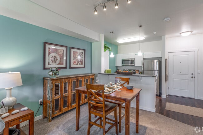 1BR, 1BA - 639 SF - Flathead - Corso Apartment Homes