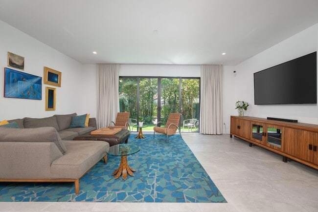 Photo - 6864 SW 80th St