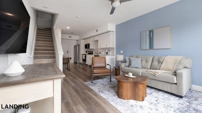 Building Photo - 6525 Ed Bluestein Blvd Unit 6208