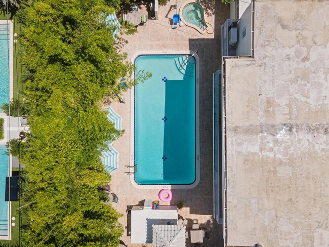 Photo - 911 NE 4th St Unit ID1322488P