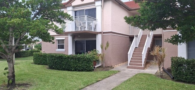 Building Photo - 1276 SW 113th Terrace Unit 104