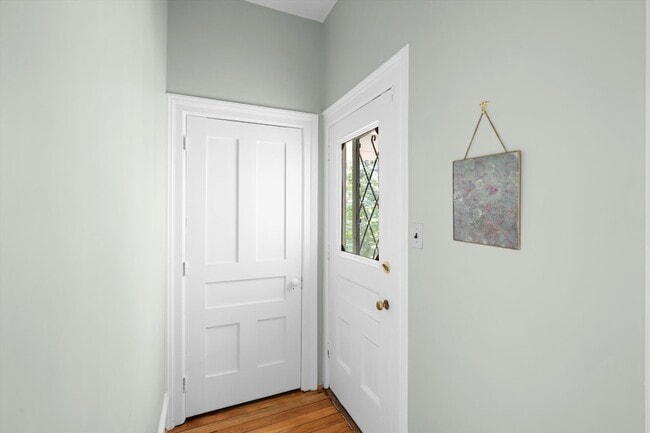 Photo - 941 Newport Rd