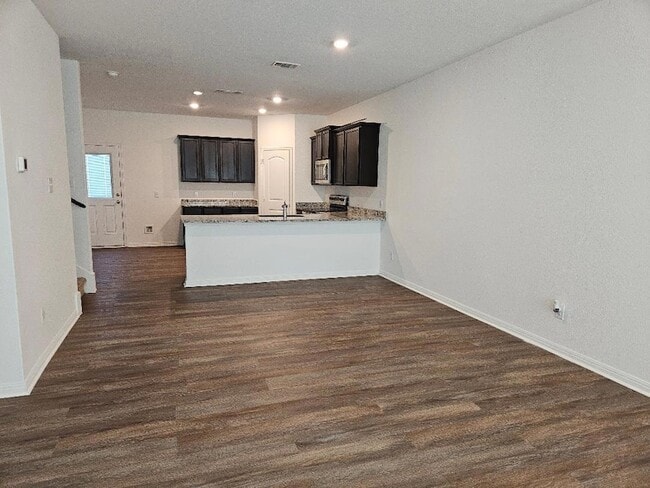 Photo - 18412 Speculator Ln