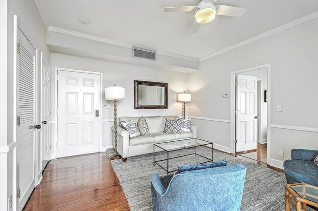 Photo - 14 Murray Blvd Unit ID1325124P