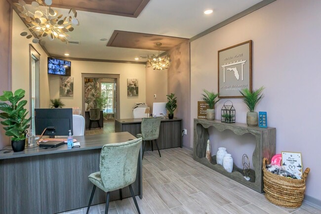 Photo - Azalea Place