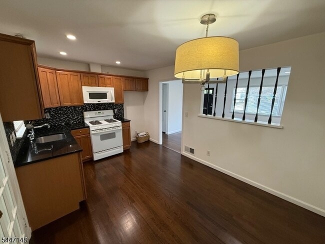 Photo - 2514 Jackson Ave