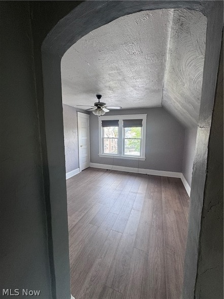 Photo - 12337 Chesterfield Ave