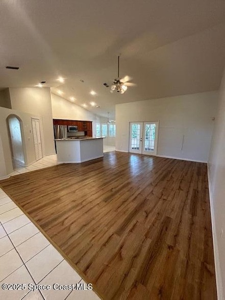 Photo - 973 Somerset Ln