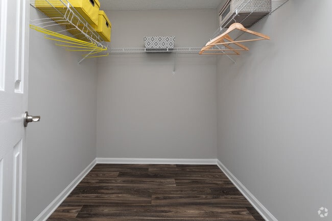 2BR, 2BA - 1222SF - Spalding Bridge