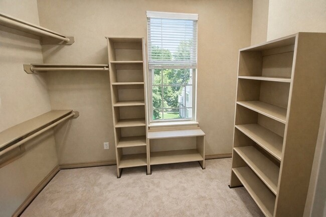 Photo - 5711 Kiam St