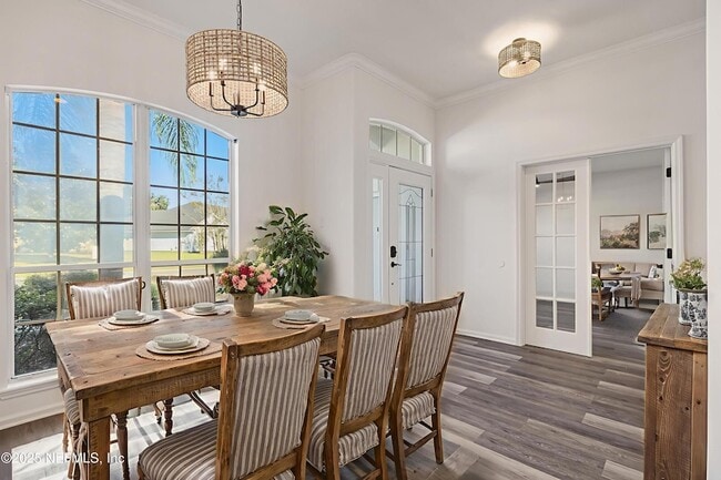 Photo - 737 Hazelmoor Ln