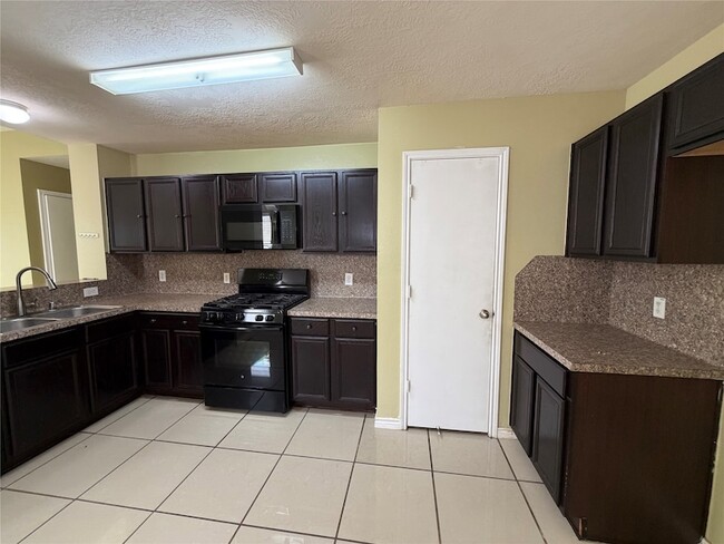 Photo - 2634 Sockeye Dr