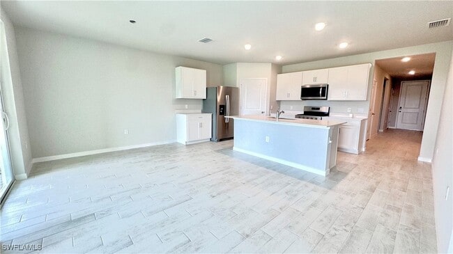 Photo - 17710 Shade Tree Loop