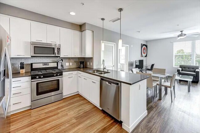 Photo - 49 E 34th St Unit SI ID1047893P