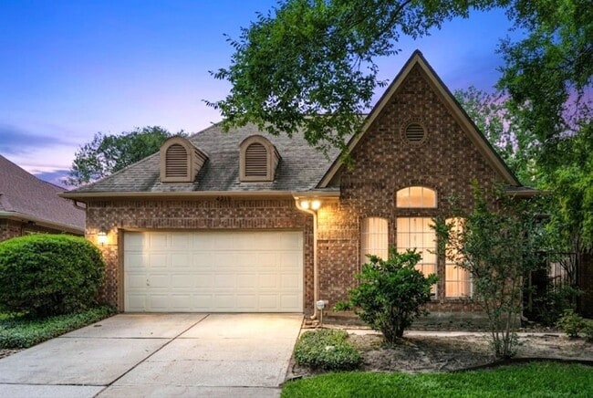 Building Photo - 4215 Valley Glade Dr