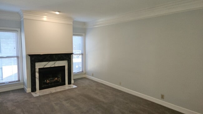 Photo - 320 Sloan Rd Unit B