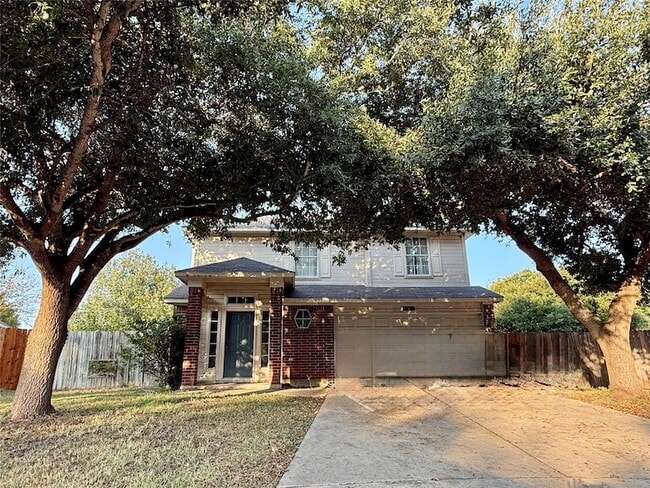 Building Photo - 541 Zebra Dr