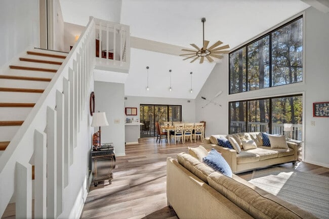 Building Photo - 126 Parks Mill Dr Unit SI ID1594711P
