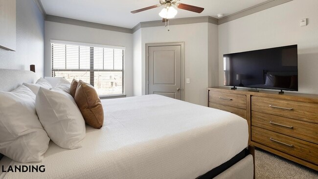 Photo - 4689 Mustang Pkwy Unit 7305