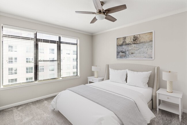 Photo - Park and Market