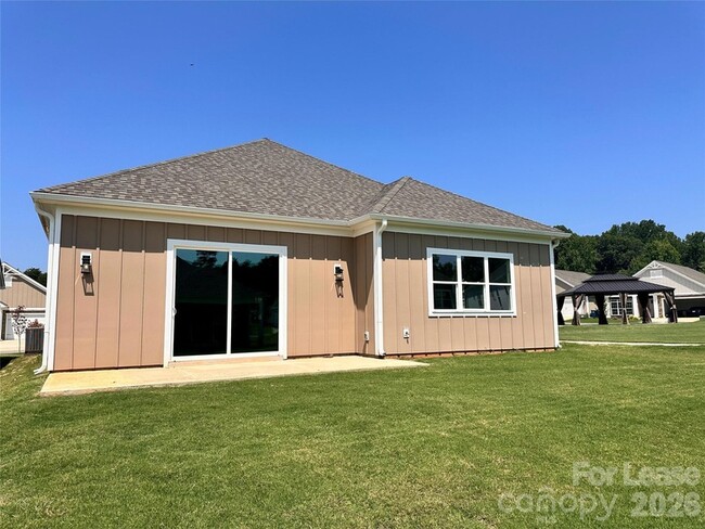 Photo - 4592 Kobus Ct.