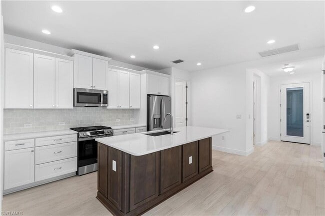 Photo - 4580 Skysail Dr