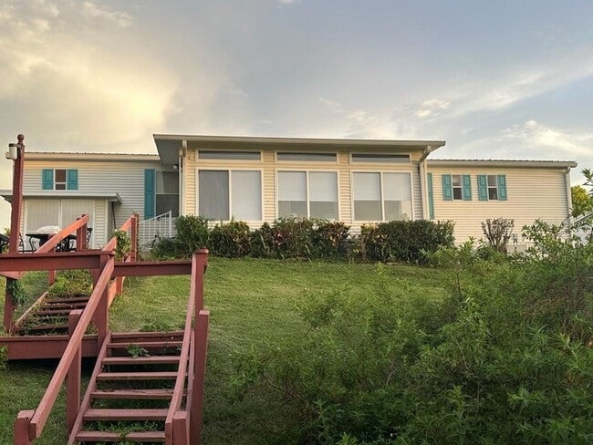 Photo - 2055 S Floral Ave