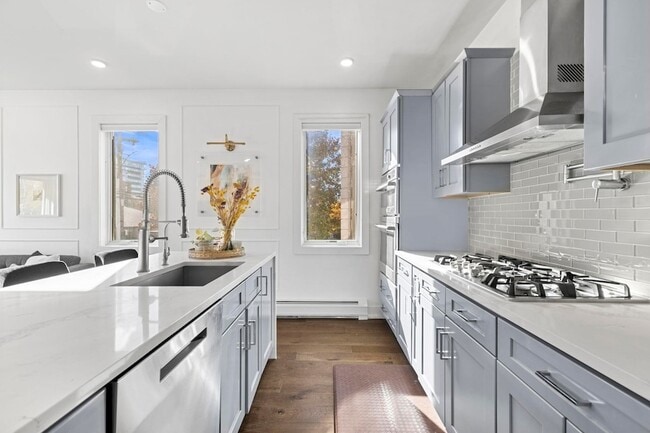 Photo - 27 Hackensack Plank Rd