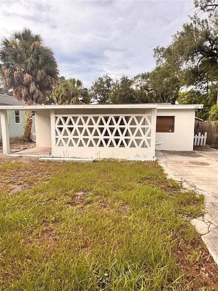 Building Photo - 209 W Emily St