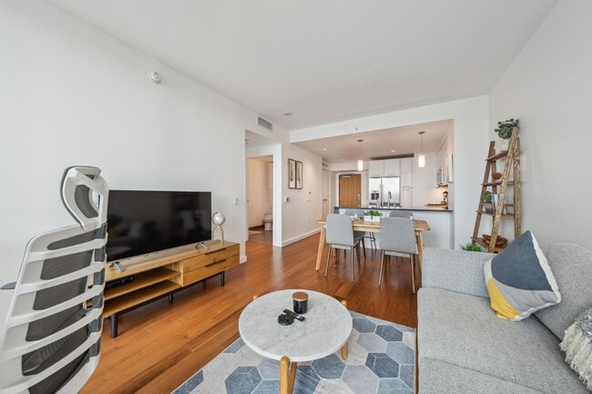 Photo - 399 Fremont St Unit FL21-ID1345547P