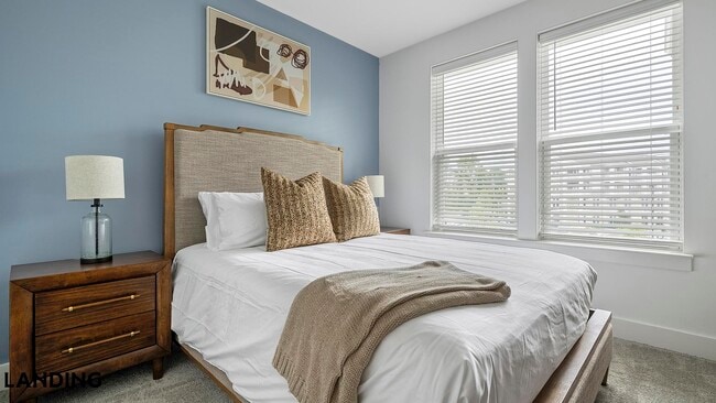 Photo - 5209 Craftsman Dr Unit 300-410