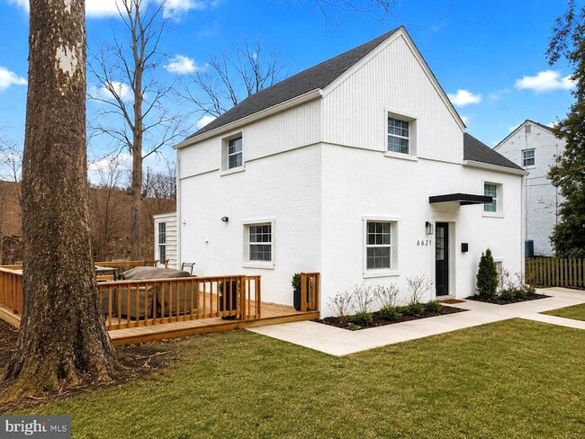 Photo - 6621 Hallwood Ave