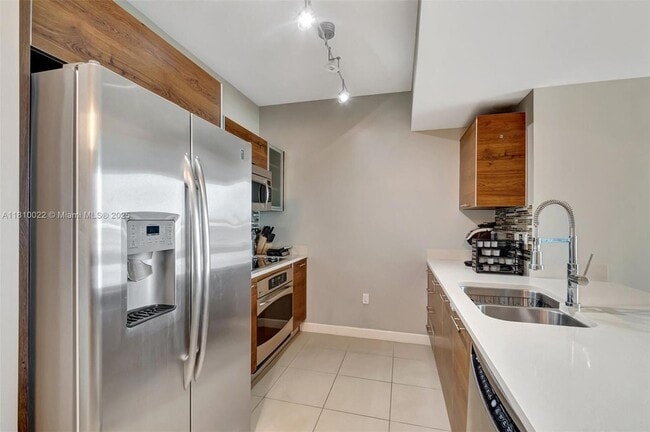 Photo - 480 Hibiscus St Unit 325