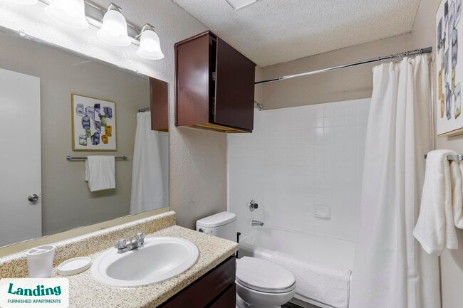 Photo - 1919 W Tarrant Rd Unit 214