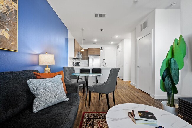 Photo - 2425 E Riverside Dr Unit SI ID1240375P