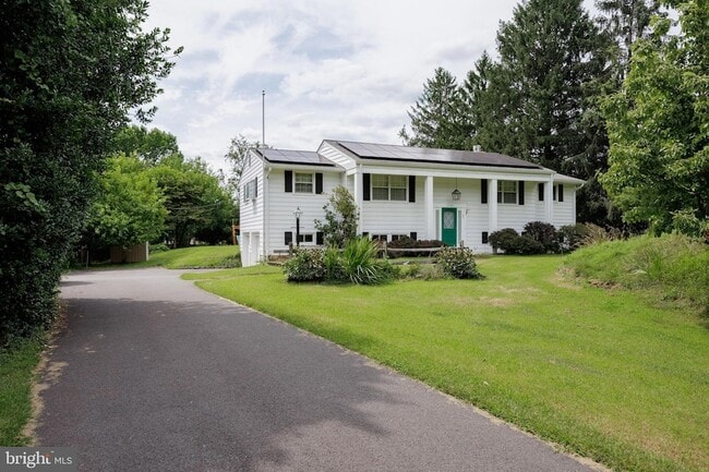 Photo - 3106 Hearthstone Rd