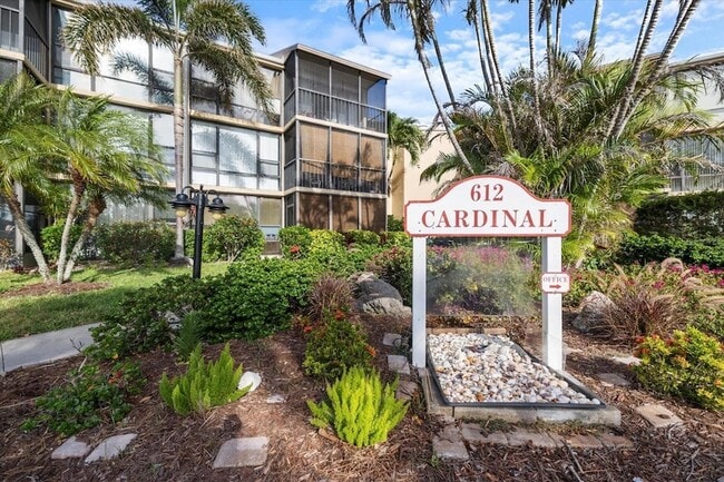 Building Photo - 612 Bird Bay Dr S Unit 112