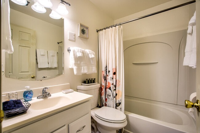 Photo - 23 Craig Ave Unit ID1377414P