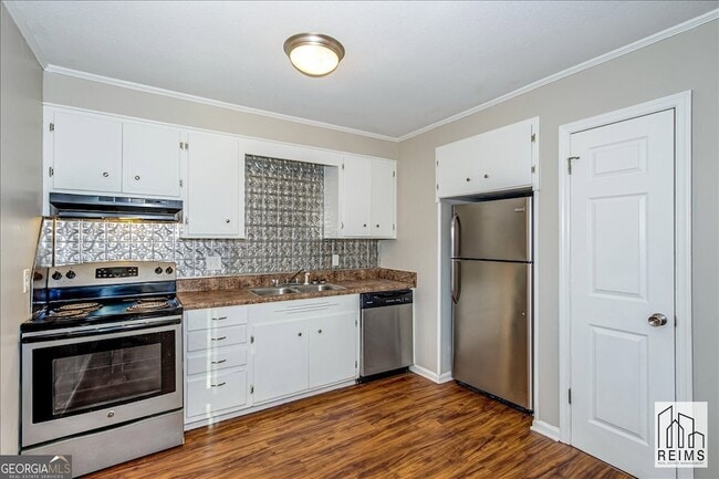 Photo - 2201 Walden Dr Unit A-4