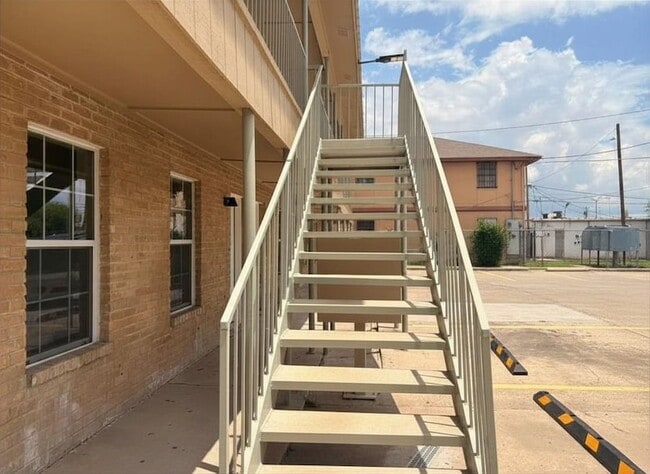 Photo - 4018 San Agustin Ave Unit L