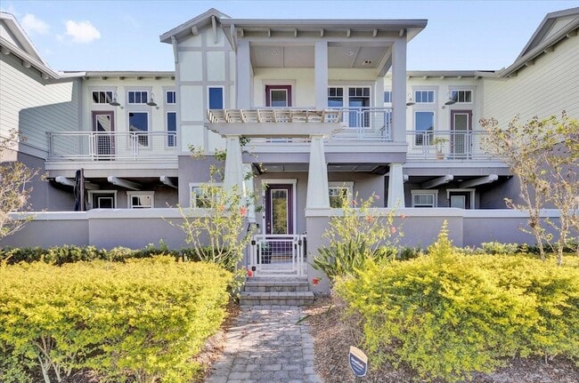 Building Photo - 9219 Laureate Blvd