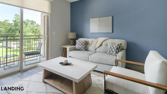 Building Photo - 20290 Park Lake View Dr Unit 9304