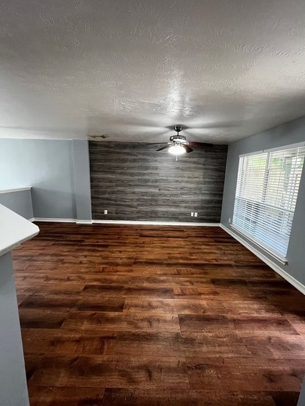 Photo - 1013 Ruthven St