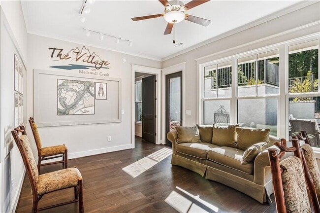 Photo - 6 Whisper Pl