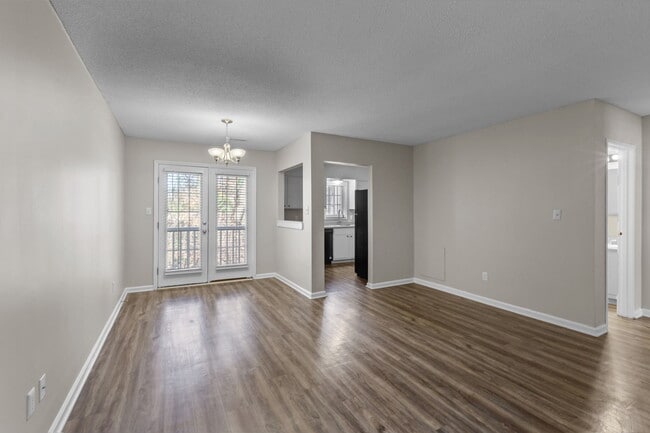 Photo - Signature Place