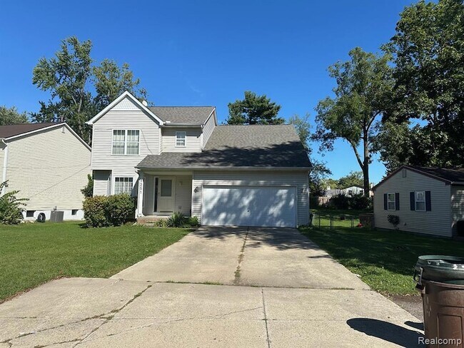 Photo - 1251 Otter Ave