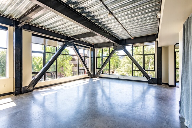 Interior Photo - O1 Lofts