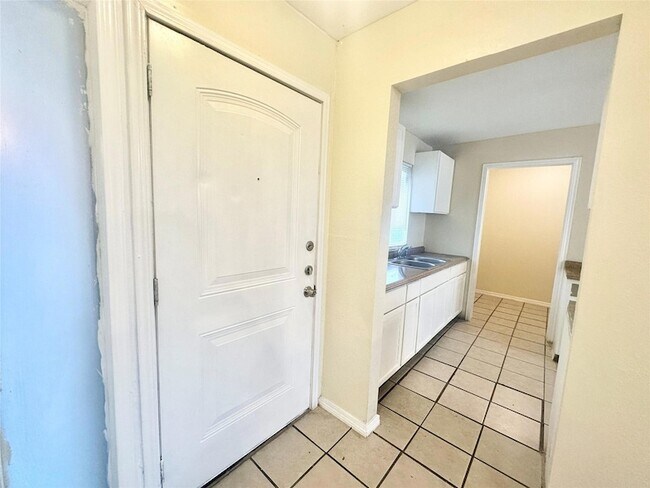 Photo - 5101 Purple Sage Dr Unit A