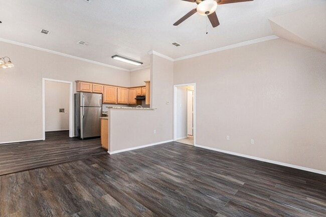 Photo - 236 Rentz Pl Cir